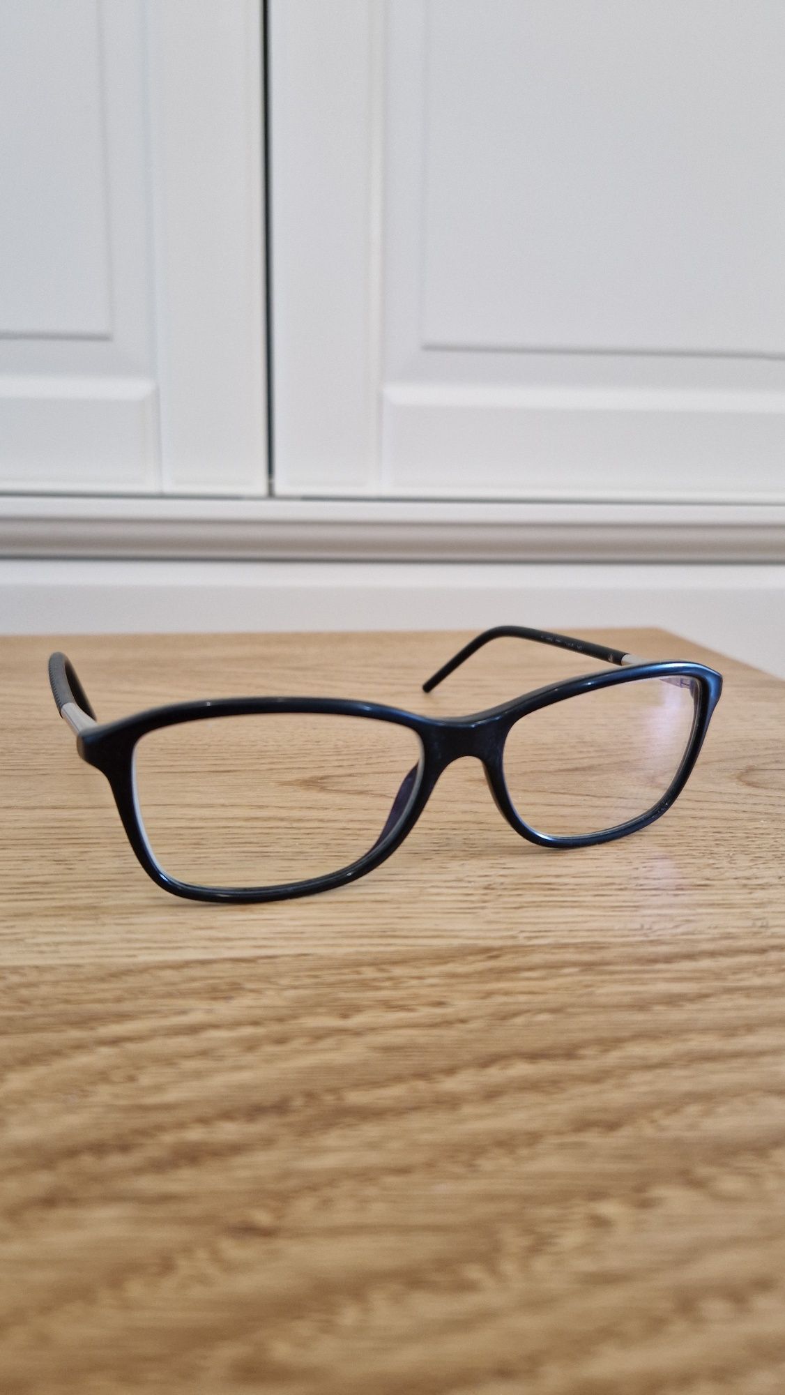 Czarne, klasyczne oprawki okulary korekcyjne BURRBERY