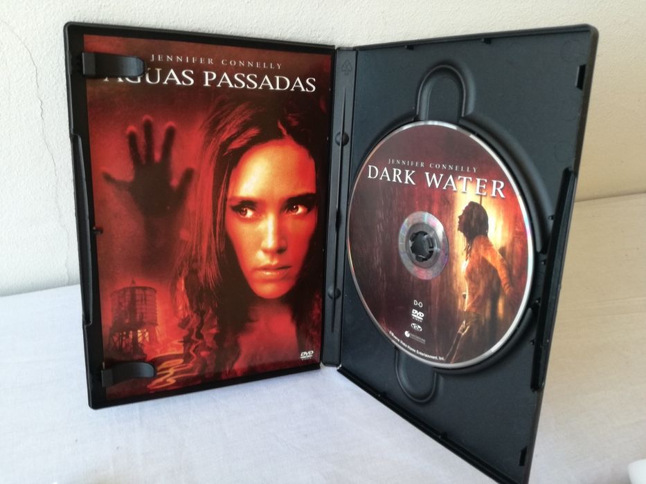Dvds cada 5 euros

1. HANNIBAL- A origem do mal

2. Águas Passadas - Á