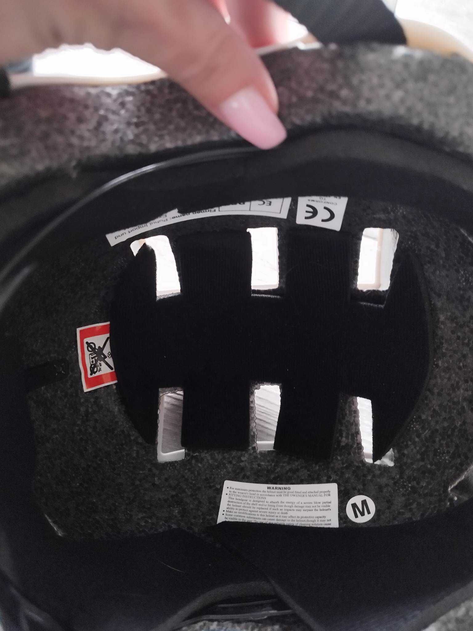Kask na deskorolkę, hulajnogi, rowery,