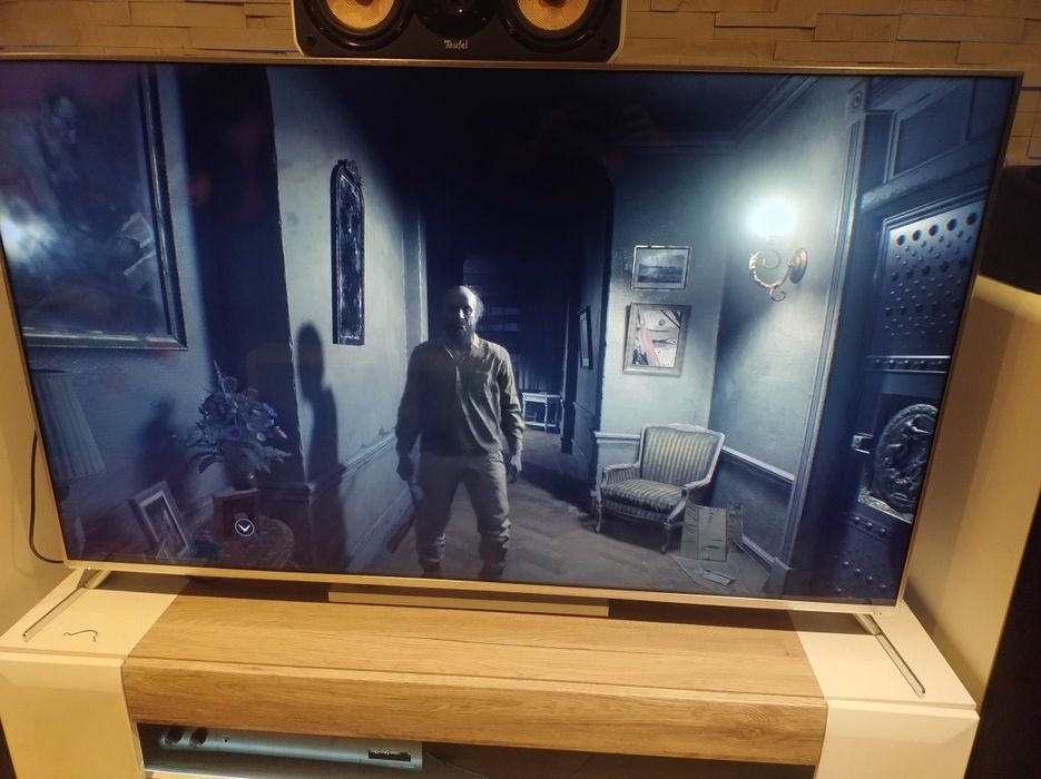 Konsola ps4 pro 1tb + gow