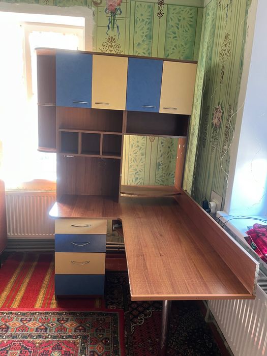 Продам компʼютерний стіл