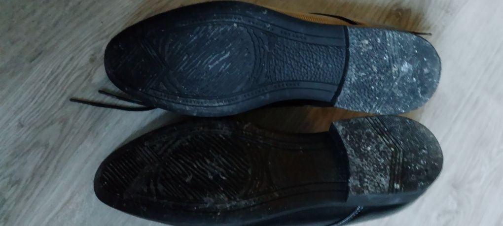 Buty męskie wizytowe