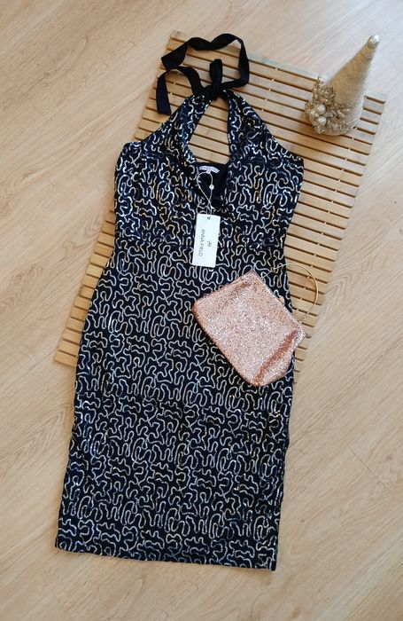 Cekinowa sylwestrowa sukienka