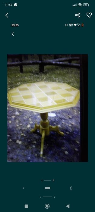 Stolik kawowy retro vintage plus dwie pufki zy pojemnikiem