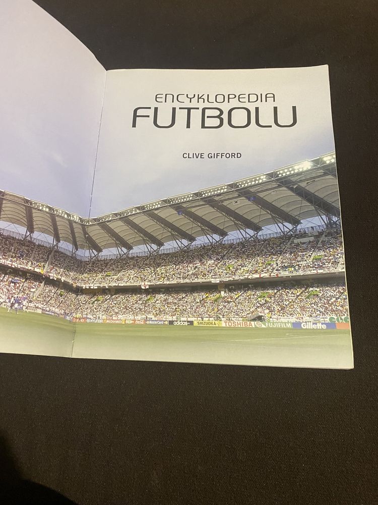 Encyklopedia futbolu - Clive Gifford