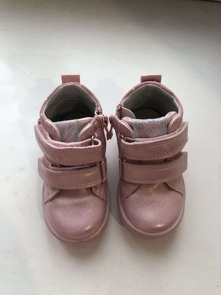 Шкіряні Ботинки для дічинки , чоботи ,20 розмір