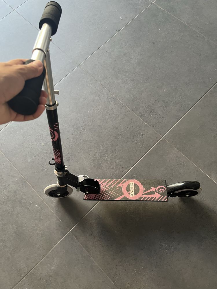 Trotinete infantil Berg