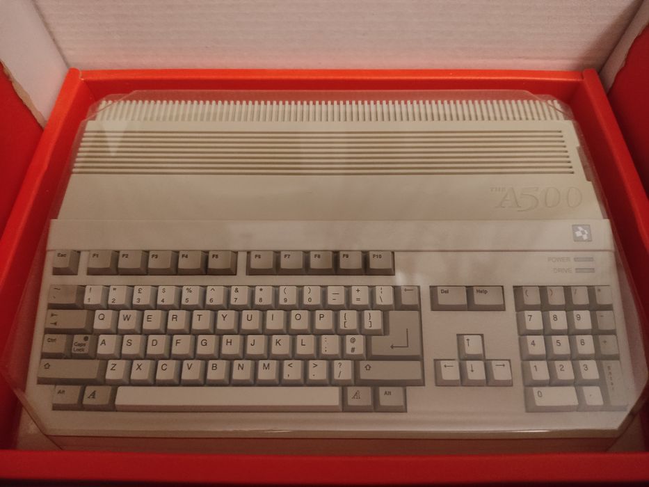 Amiga 500 mini - konsola