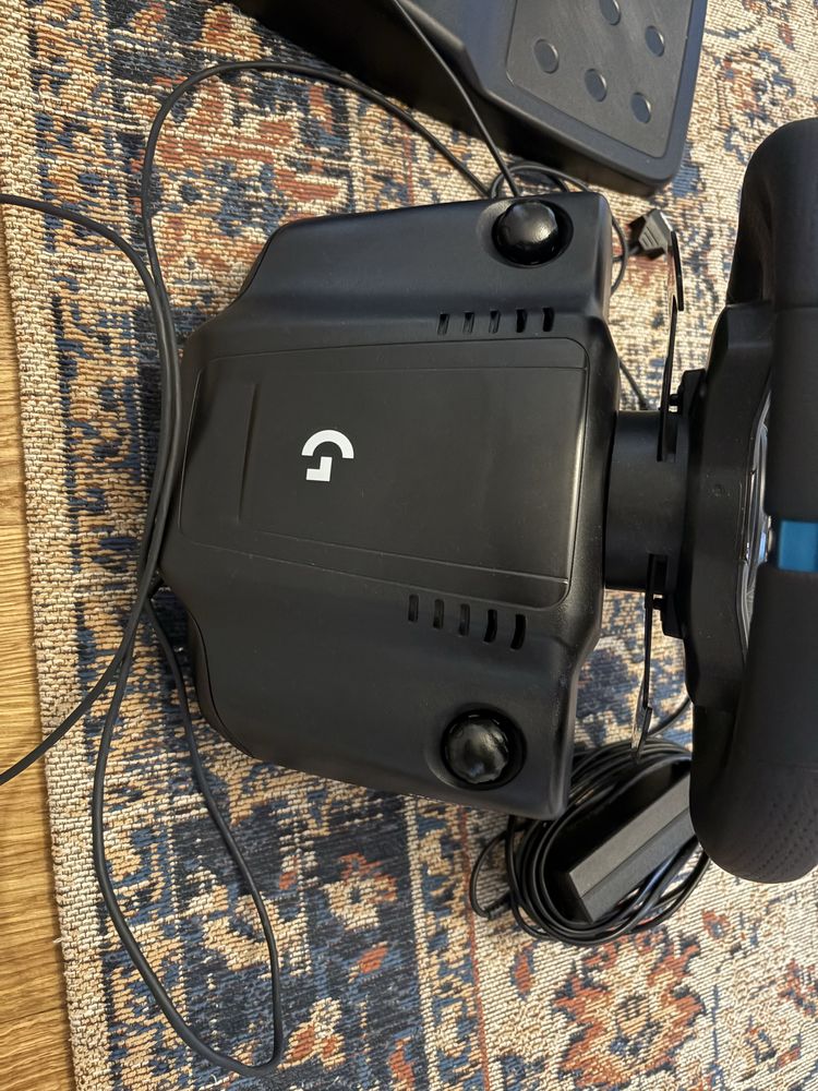 Kierownica Logitech G923 z shifterem
