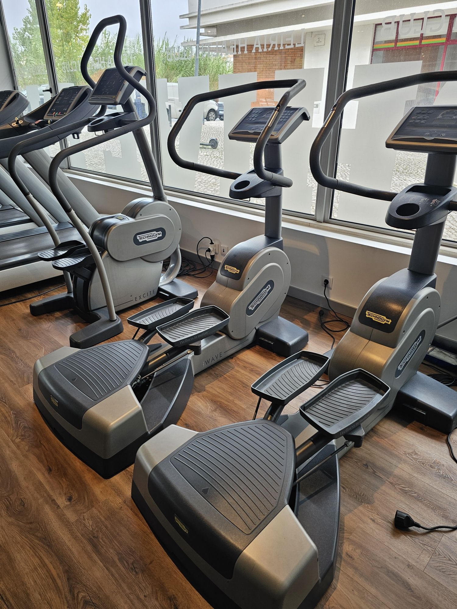 Vendo simulador de ski wave technogym