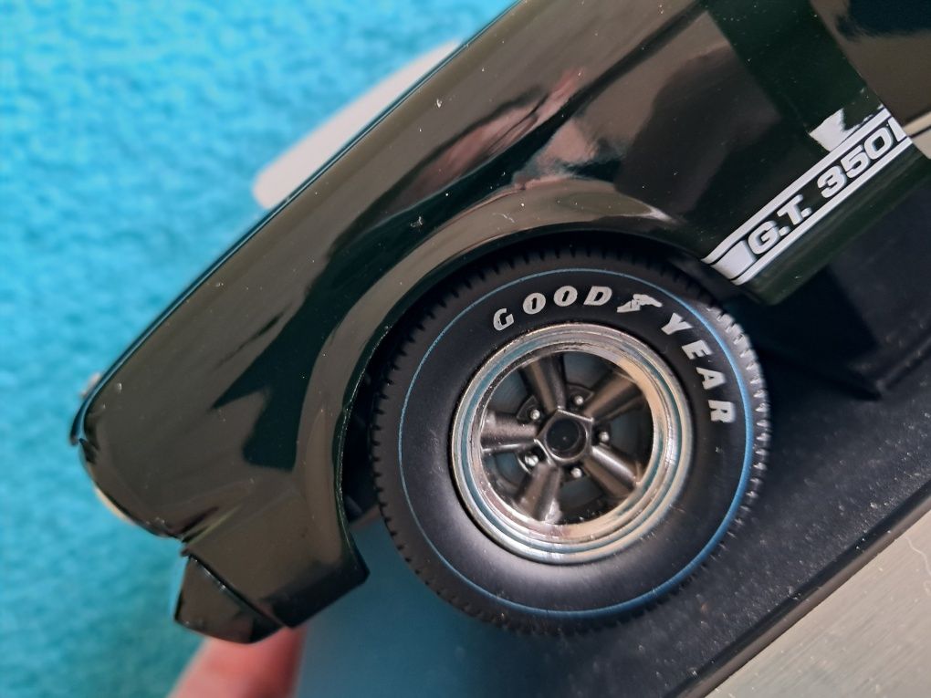 Shelby GT350 1:18
