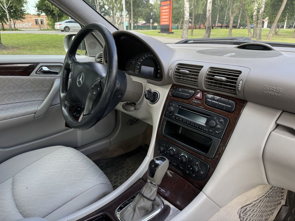 Продам Mercedes-Benz C-Class свіжо пригнаний