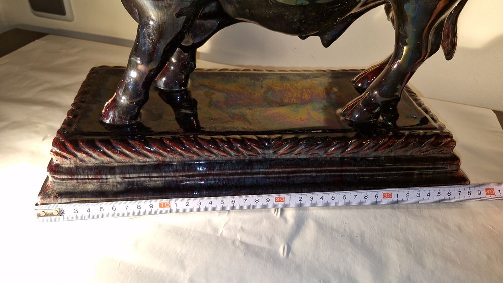 Touro de Manuel Mafra das Faiança das Caldas