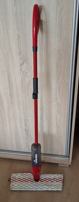 Mop ze spryskiwaczem Vileda