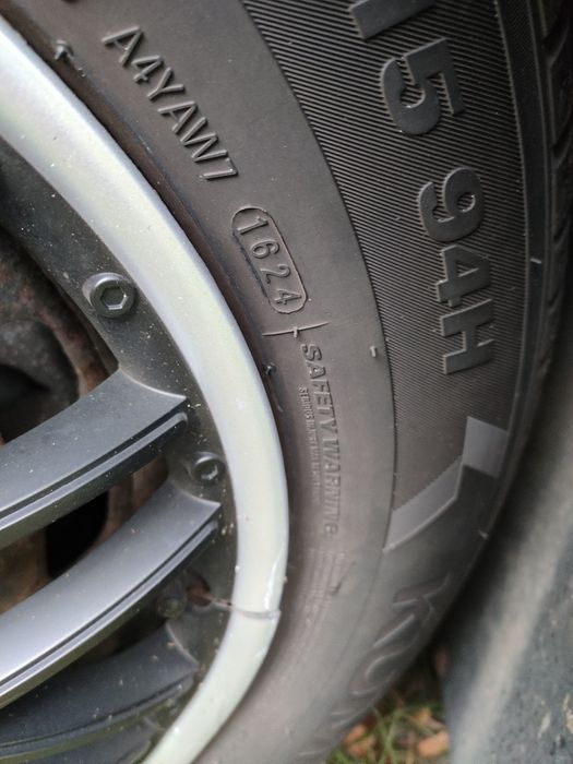Bmw e39 kola opony zimowe 5x120 205/65 r16 stalowe kumho