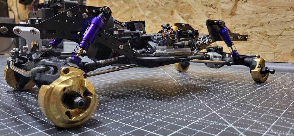 Vanquish model zawodniczy nie traxxas axial element enduro