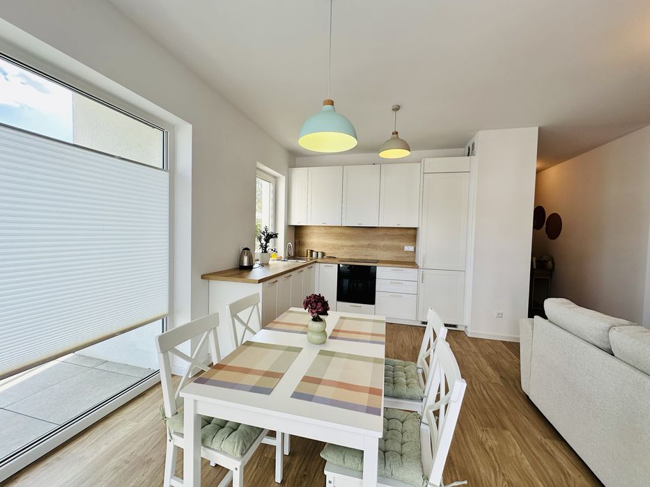 Komfortowy apartament z prywatnym miejscem postojowym (3 pokoje)