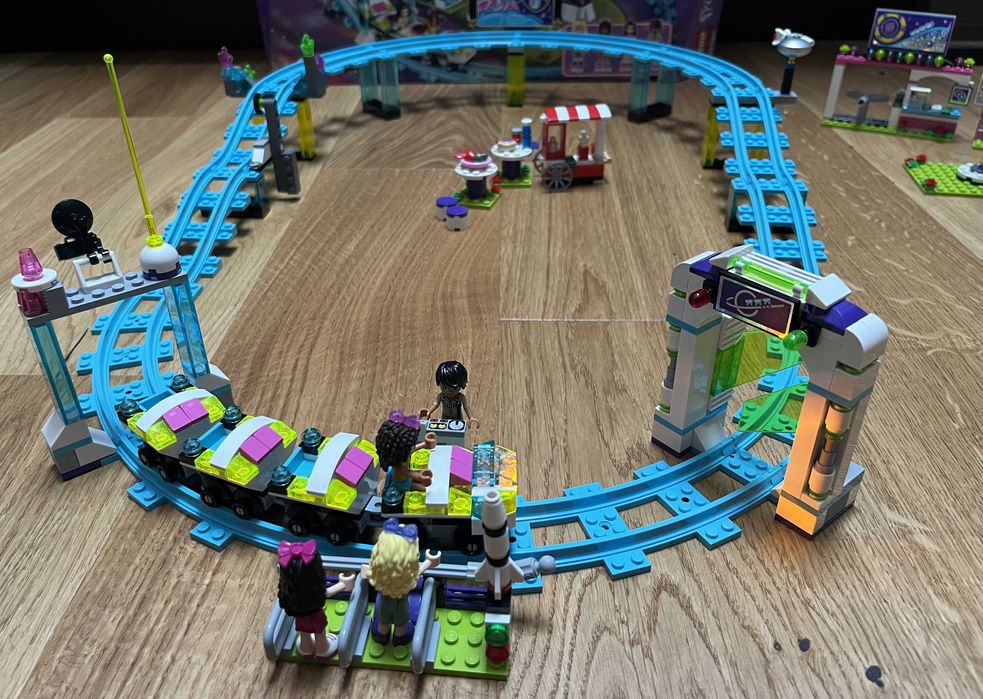 LEGO Friends 41130 Kolejka górska w parku rozrywki