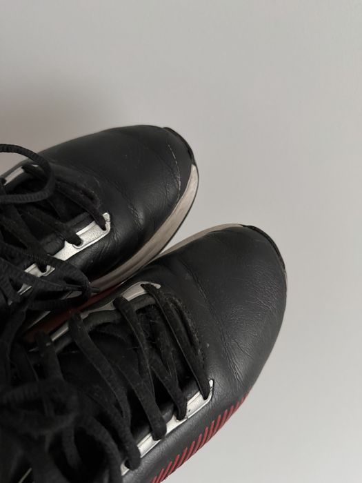 Кросівки 39 розміру