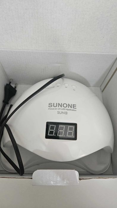 Sprzedam lampę do paznokci Sunone
