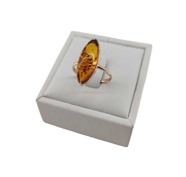 Złoty Pierścionek z Bursztynem 2,25g