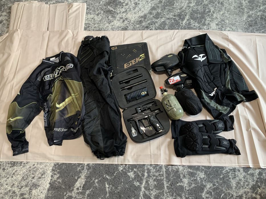 Пейнтбол, пейнтбольний маркер, екіпіровка