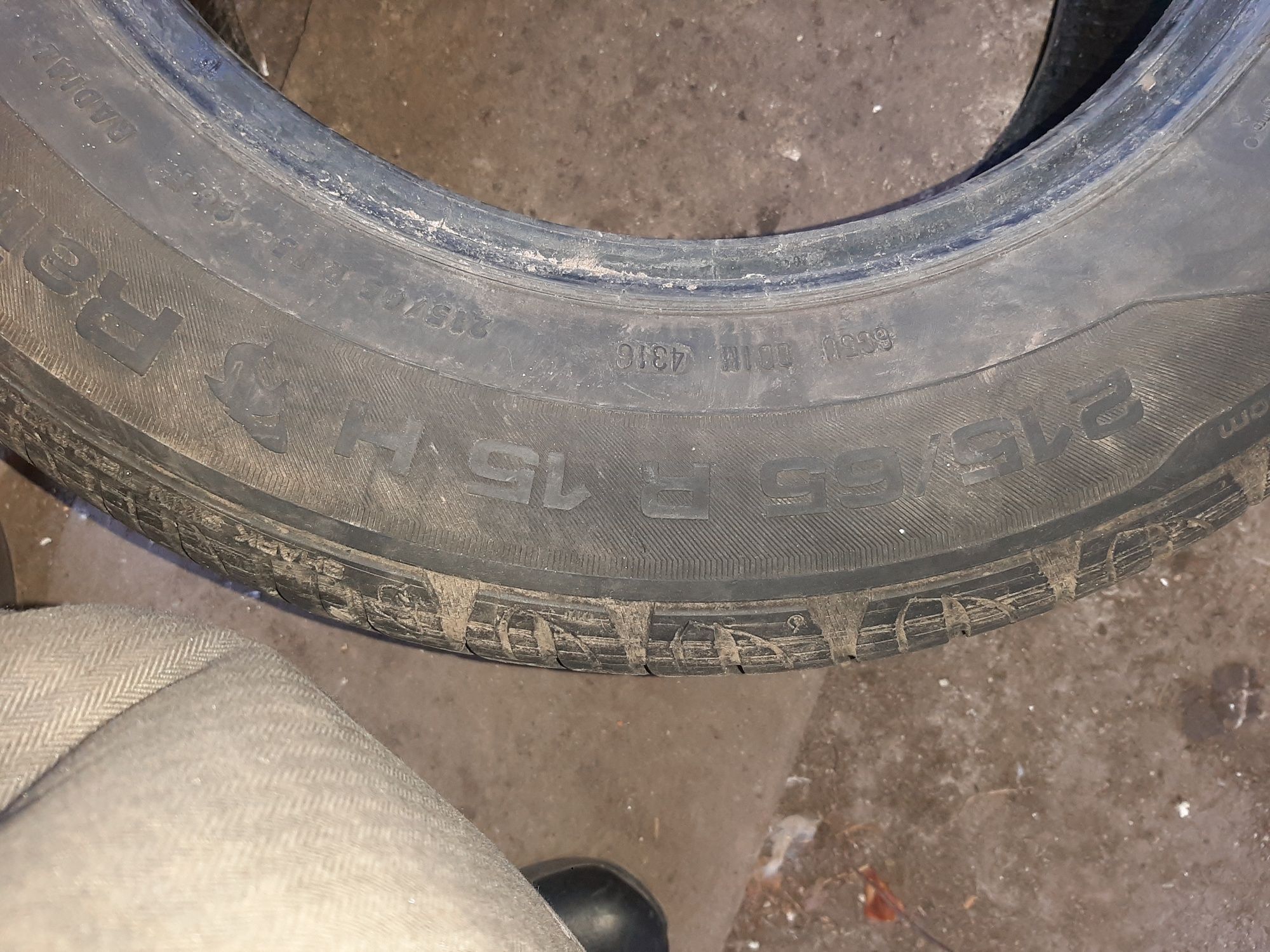 215/65 r15 uniroyalRainExpert3