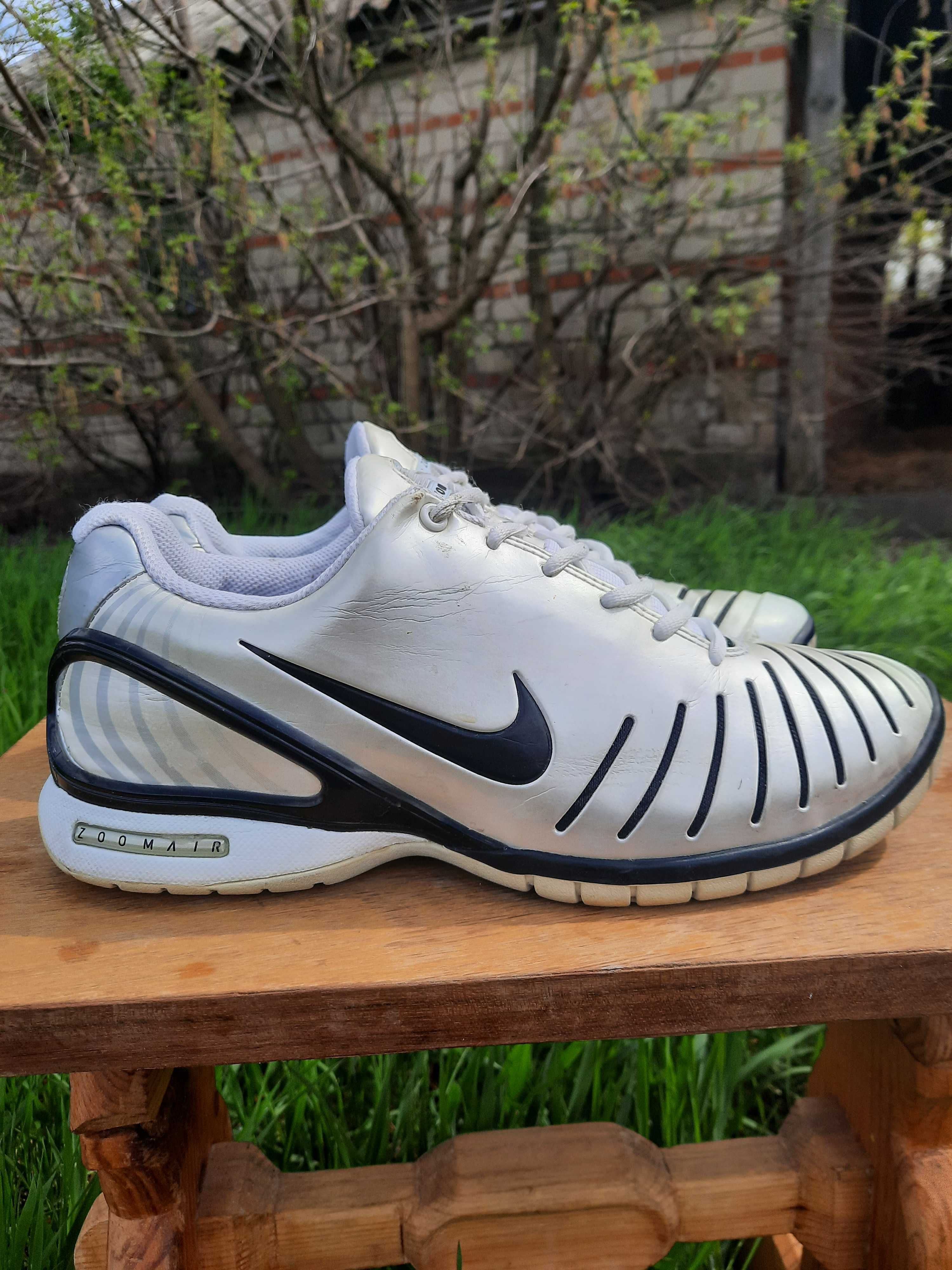 Оригинал, Крепкие тенисные кроссовки Nike zoom Air, размер 44,5