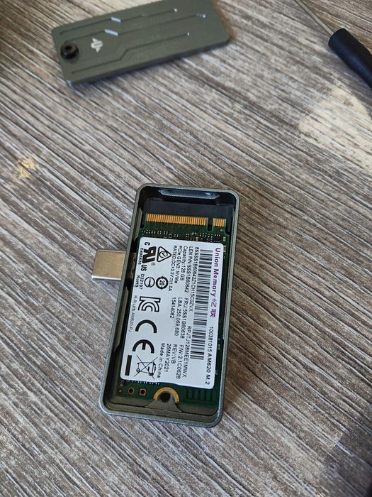 Флешка терабайт HDD 2.5 дюйма 1tb в кейсе