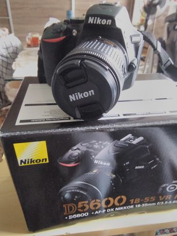 Aparat Nikon d 5600 ( na gwarancji producenta)
