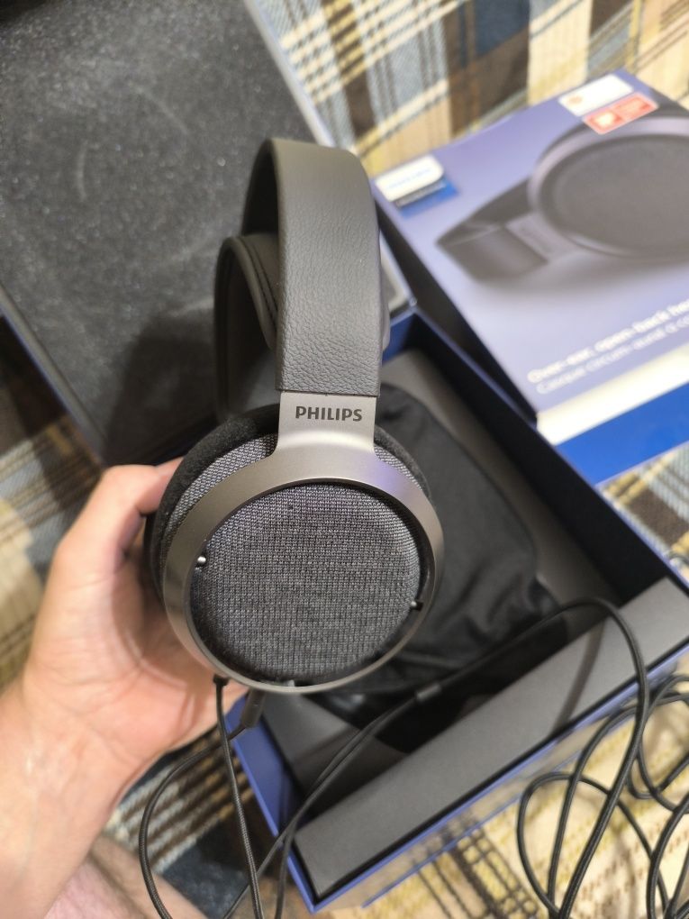 Наушники студийные Philips Fidelio X3