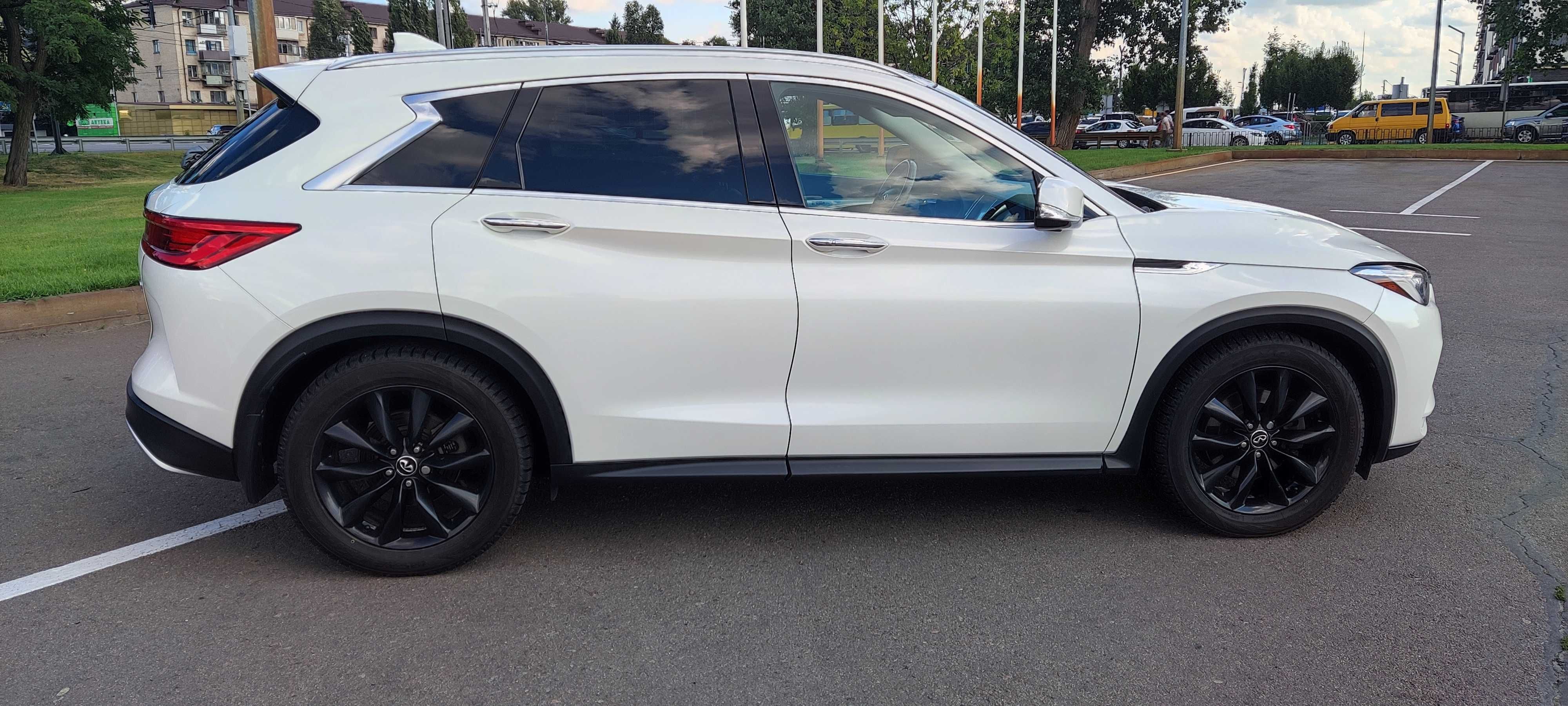 Infiniti QX50 AWD Luxe Proactive