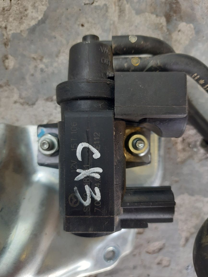 Клапан вакуумный S550-18741 Mazda 7.05314.01 Pierburg