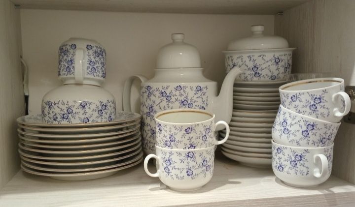 Чайний/кавовий сервіз.