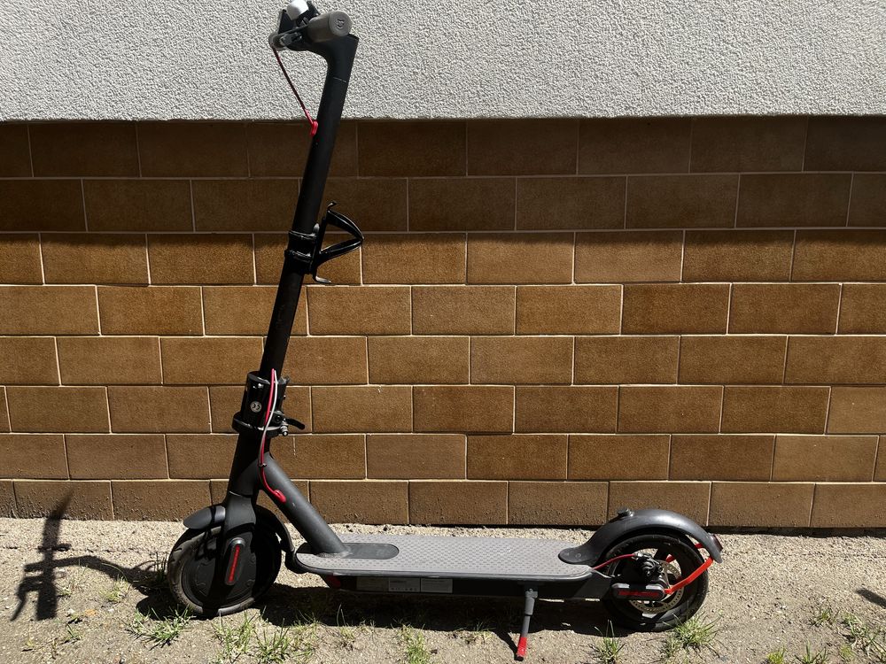 2 Hulajnogi elektryczne