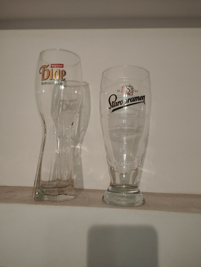 Бокалы,стаканы,посуда.
