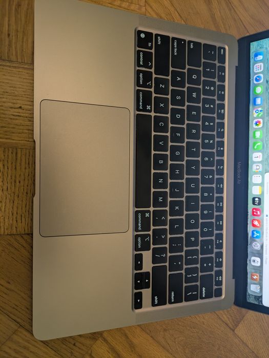 MacBook Air M1, 2021, 13",  16/512 ГБ, гарний стан.