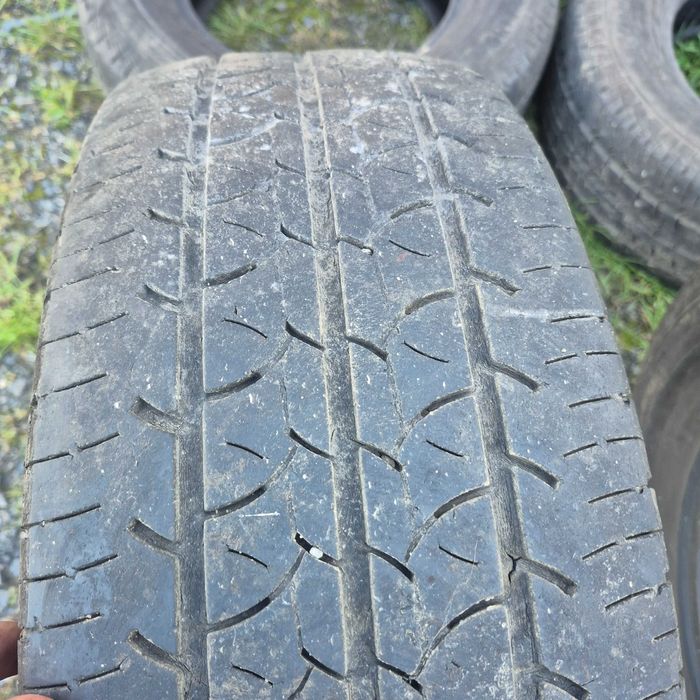 4x 225/70r15c opona lato brum vanis
