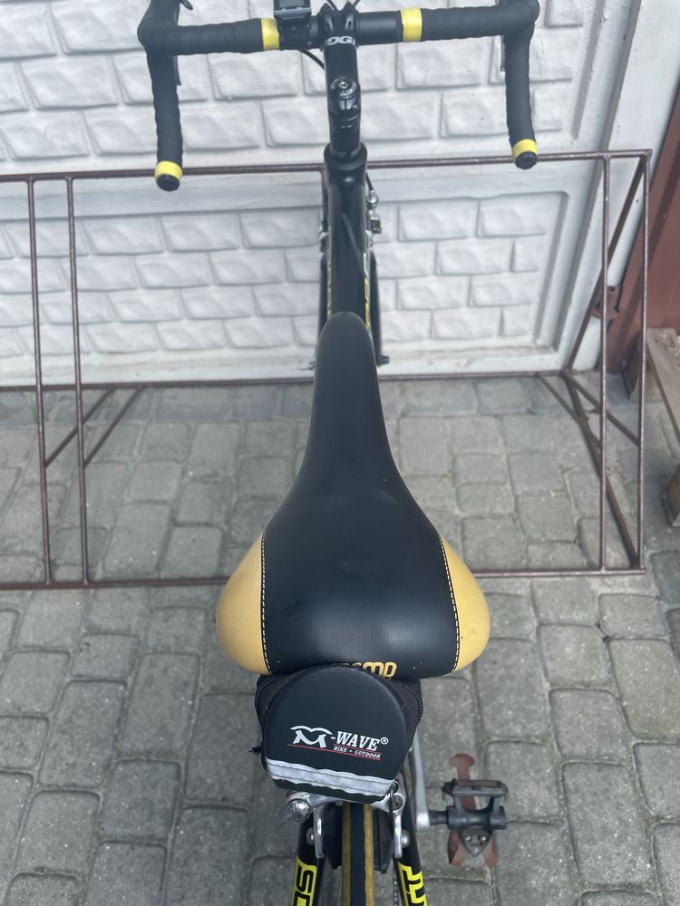 Rower szosowy kolarzówka scott