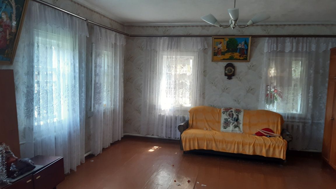 Продам дерев'яний будинок
