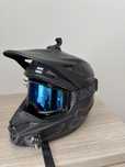 Kask fox v1 z goglami