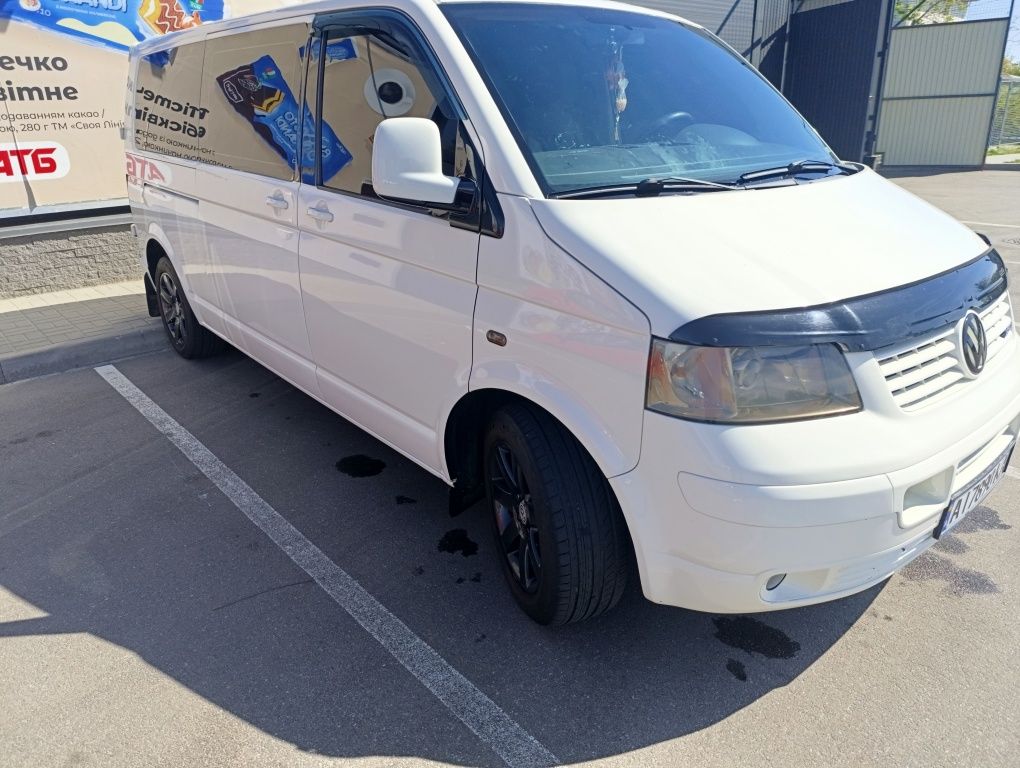 volkswagen transporter T5 2.5 АКПП  пасажир