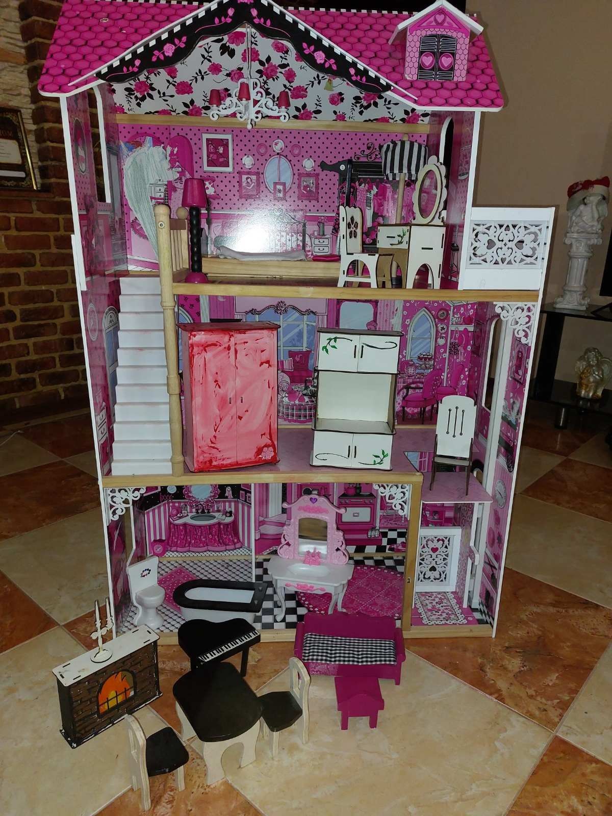 Кукольный домик Барби 3 этажа