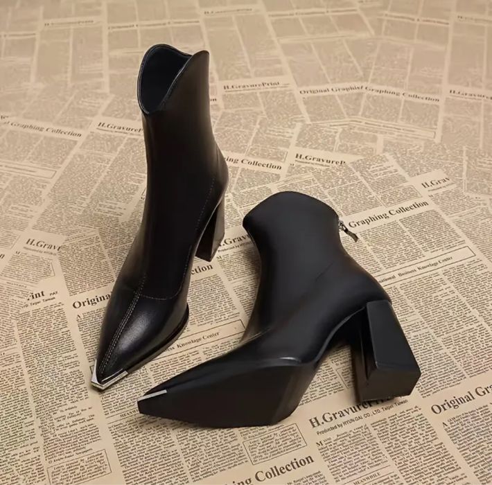 Черевики жіночі в асортименті