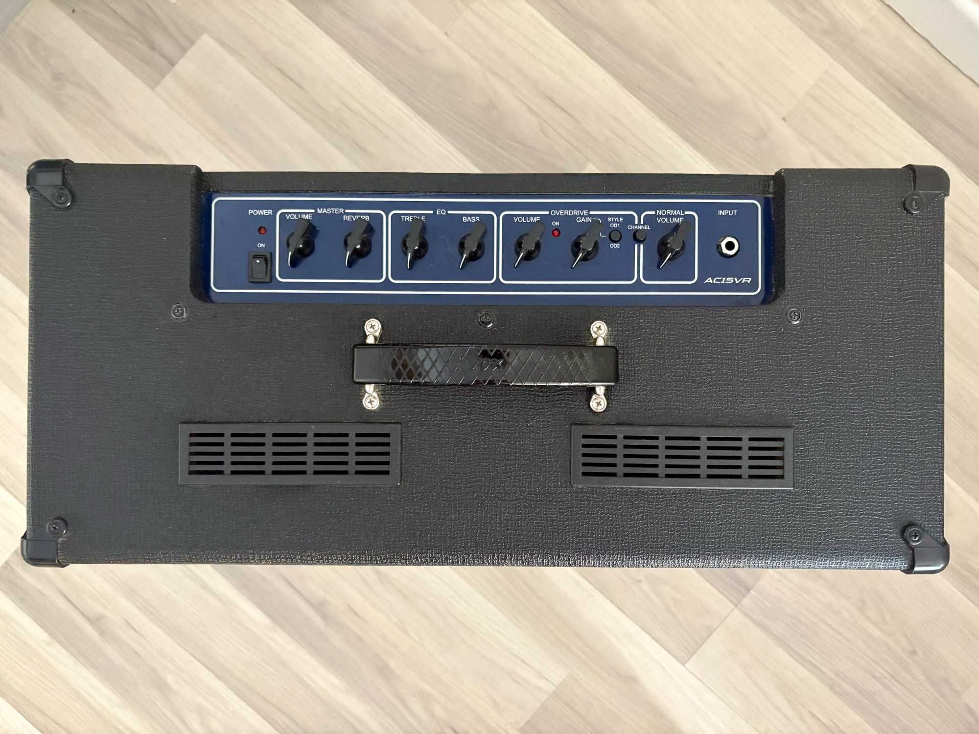 VOX AC 15 VR - Wzmacniacz