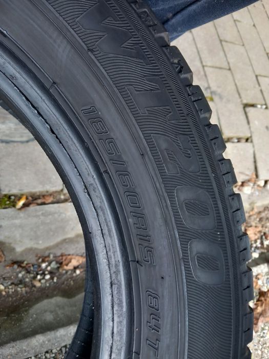 4x Opony Używane Zimowe 185/60R15 Sumitomo