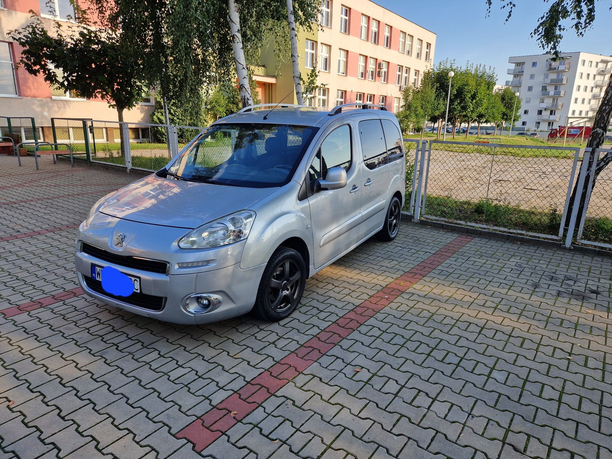 Peugeot partner   tepe HDI krajowy klimatyzacja 5 osób, hak, relingi