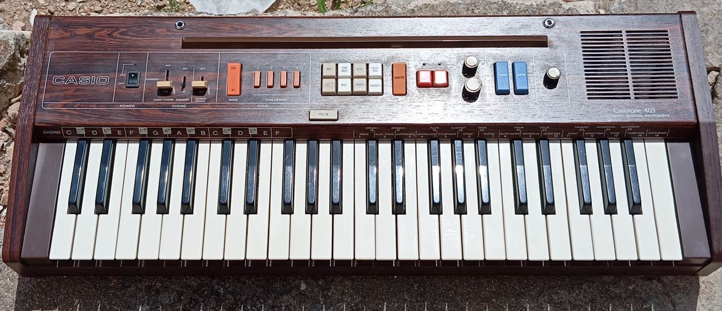 CASIO - Casiotone 403.