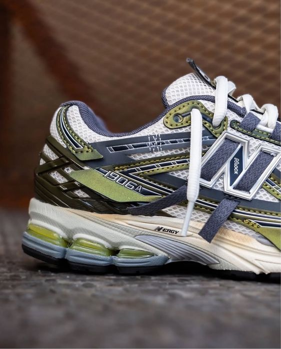 Кросівки 1906A 'Olive Juice'