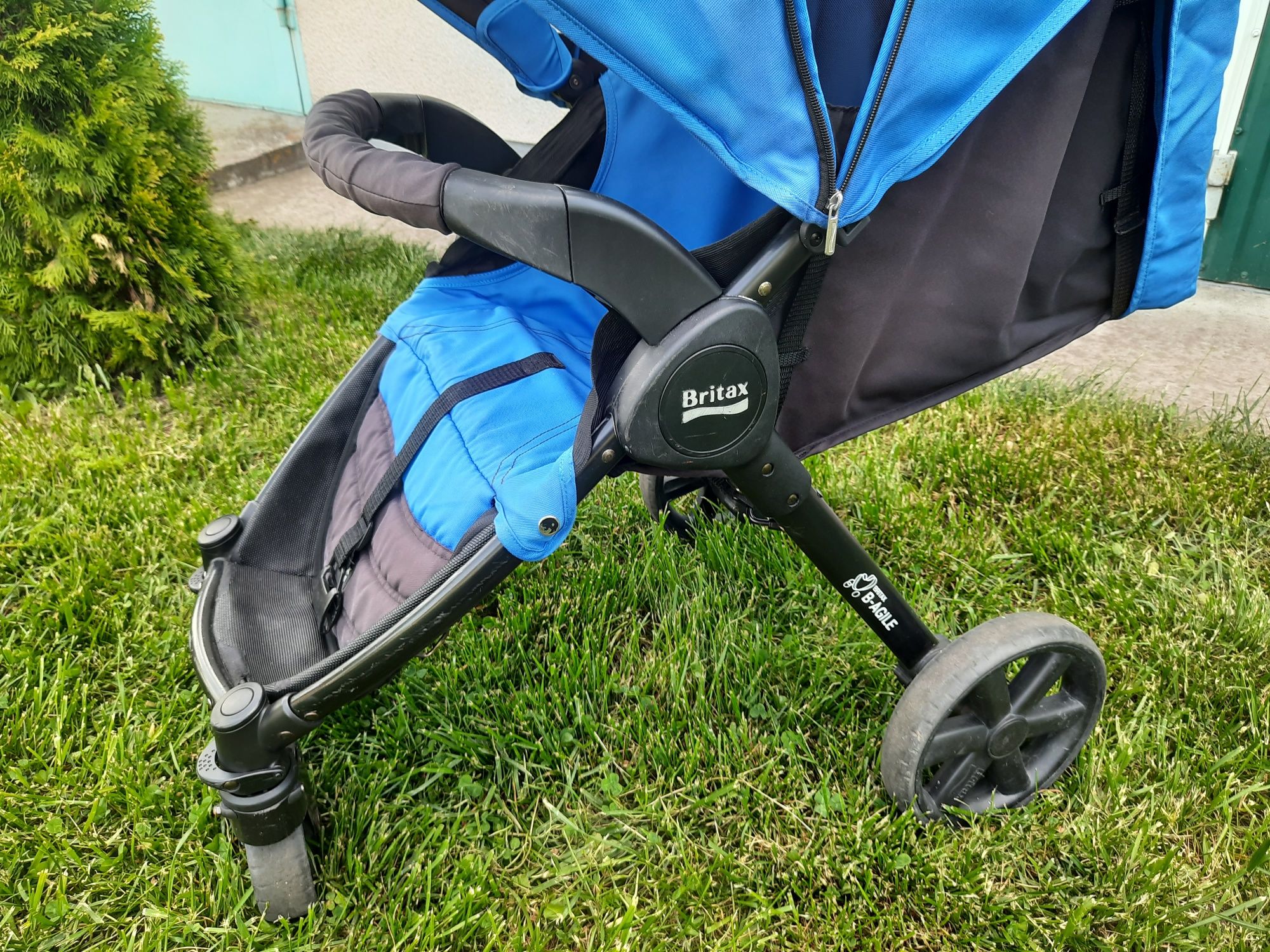 Коляска прогулянкова Britax B-Agile